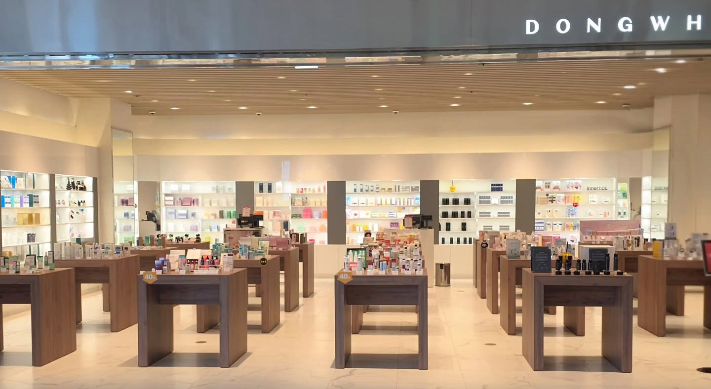 韩国东和免税店1楼卖场